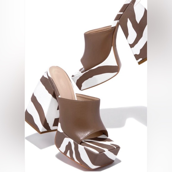 NWT K31 Womens Brown & White Leather Animal Print Platform Chunky Heels Slouchy - Picture 3 of 6